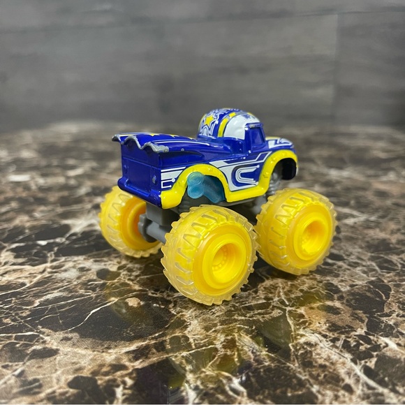 Blaze And The Monster Machines Robot Rider Darrington , Nickelodeon - Picture 4 of 8